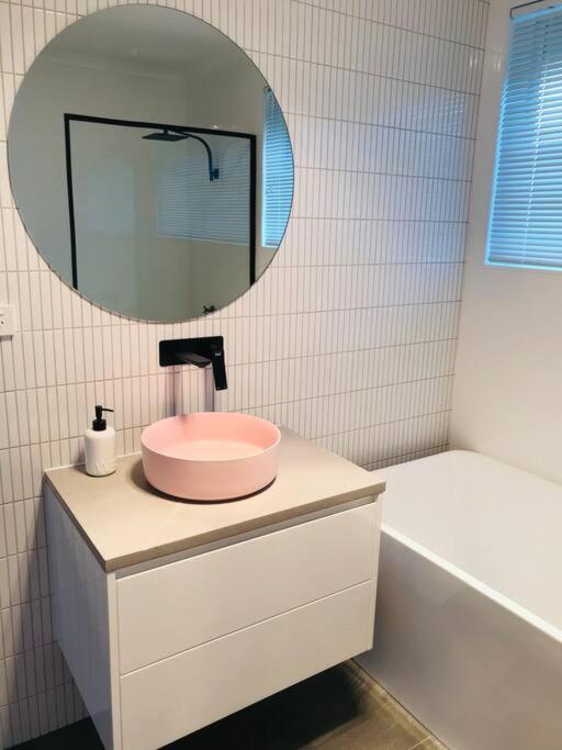ホバートThe Blush Houseアパートメント エクステリア 写真